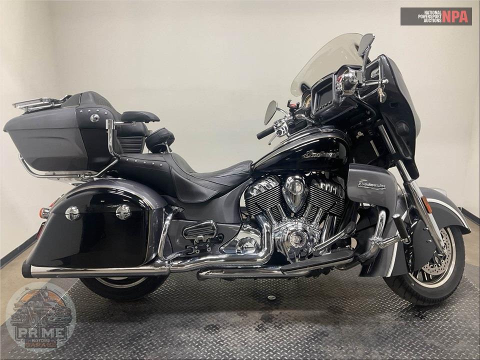 2017 Indian Motorcycle ROADMASTER (TWO-TONE) — фото 1