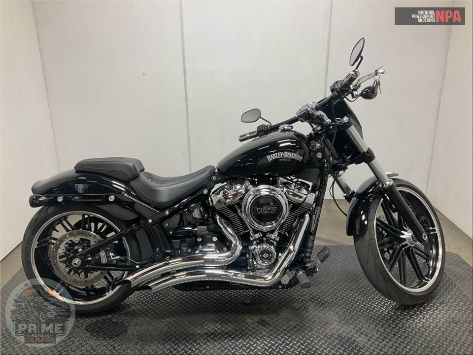 2018 Harley-Davidson FXBR BREAKOUT — фото 1