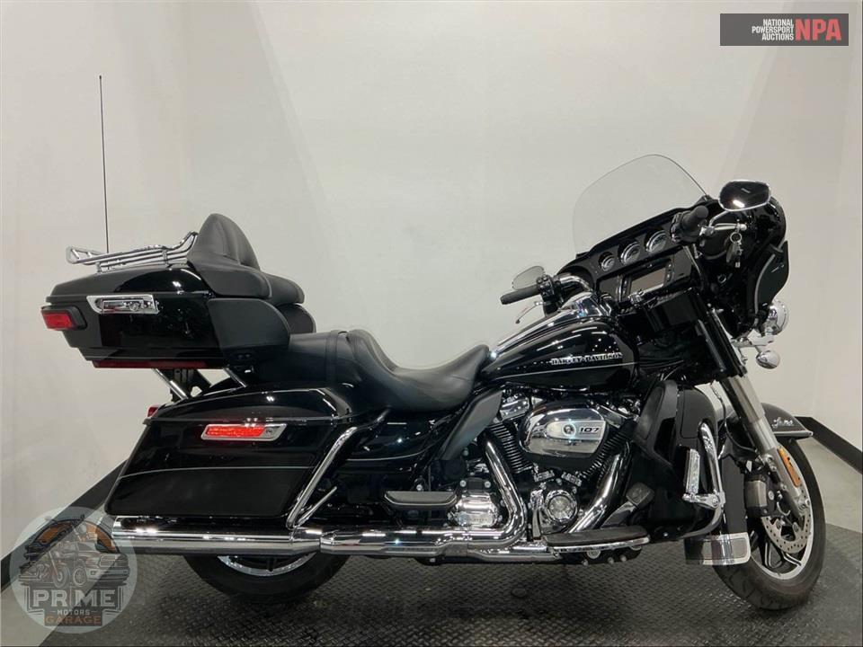 2017 Harley-Davidson FLHTK ULTRA LIMITED — фото 1