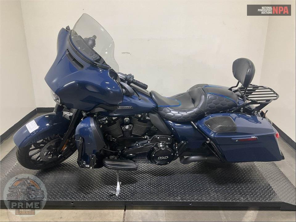 2019 Harley-Davidson FLHXS STREET GLIDE SPECIAL — фото 3