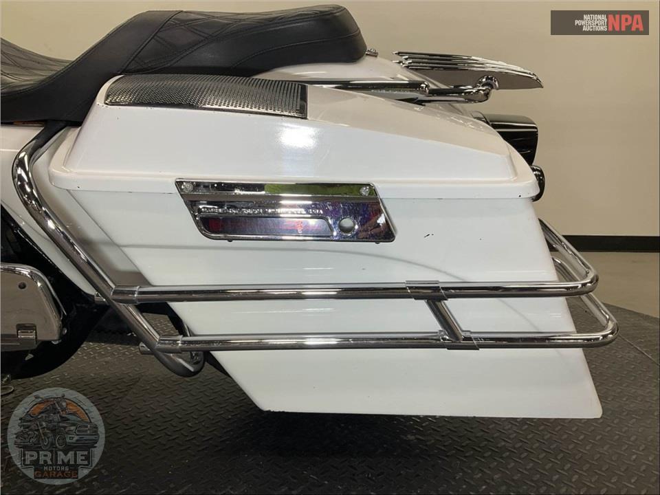 2008 Harley-Davidson FLHX STREET GLIDE — фото 31