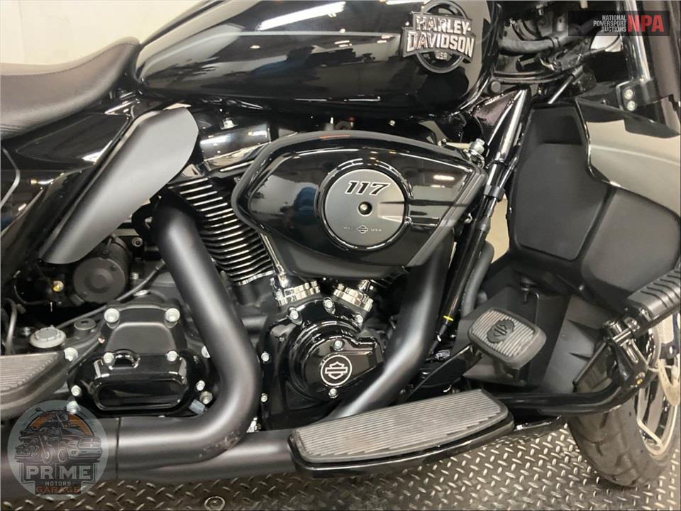 2025 Harley-Davidson FLHXU STEET GLIDE ULTRA — фото 6