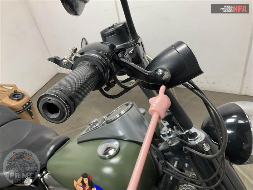2013 Harley-Davidson FLSTFB FAT BOY LO — фото 23