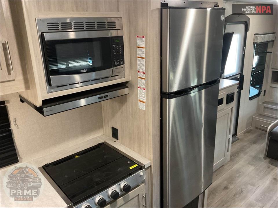 2023 Coachmen By Forest River M-271 DBS CATALINA SUMMIT SERIES — фото 18
