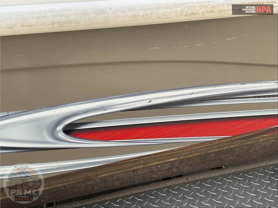 2011 Hurricane Boat SUNDECK SPORT L=21/E=1 225HP MERCURY OB — фото 32