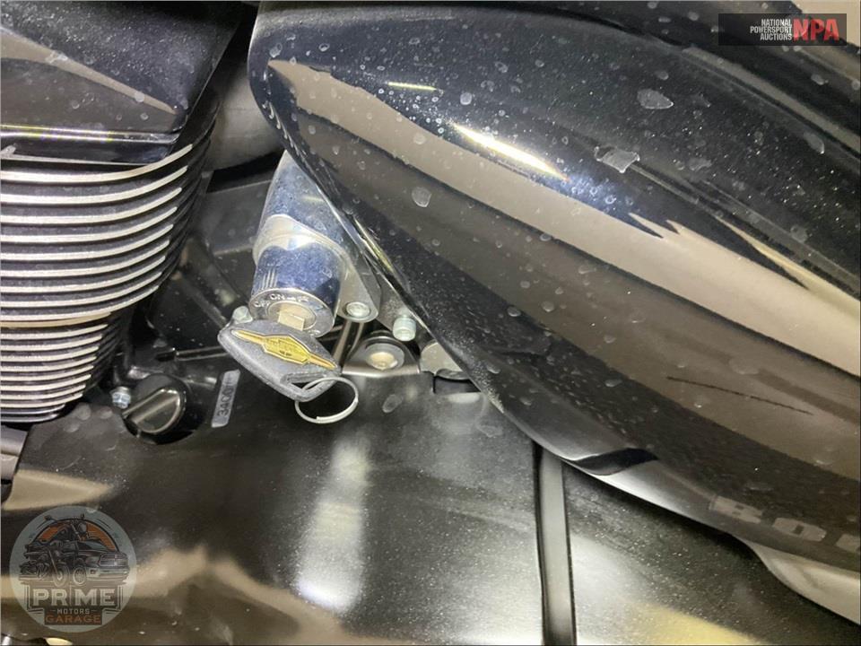 2023 Suzuki VZR1800BZM3 BOULEVARD M109R BOSS — фото 11