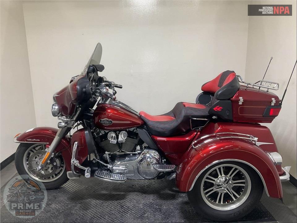 2009 Harley-Davidson FLHTCUTG TRIGLIDE ULTRA CLASSIC — фото 3