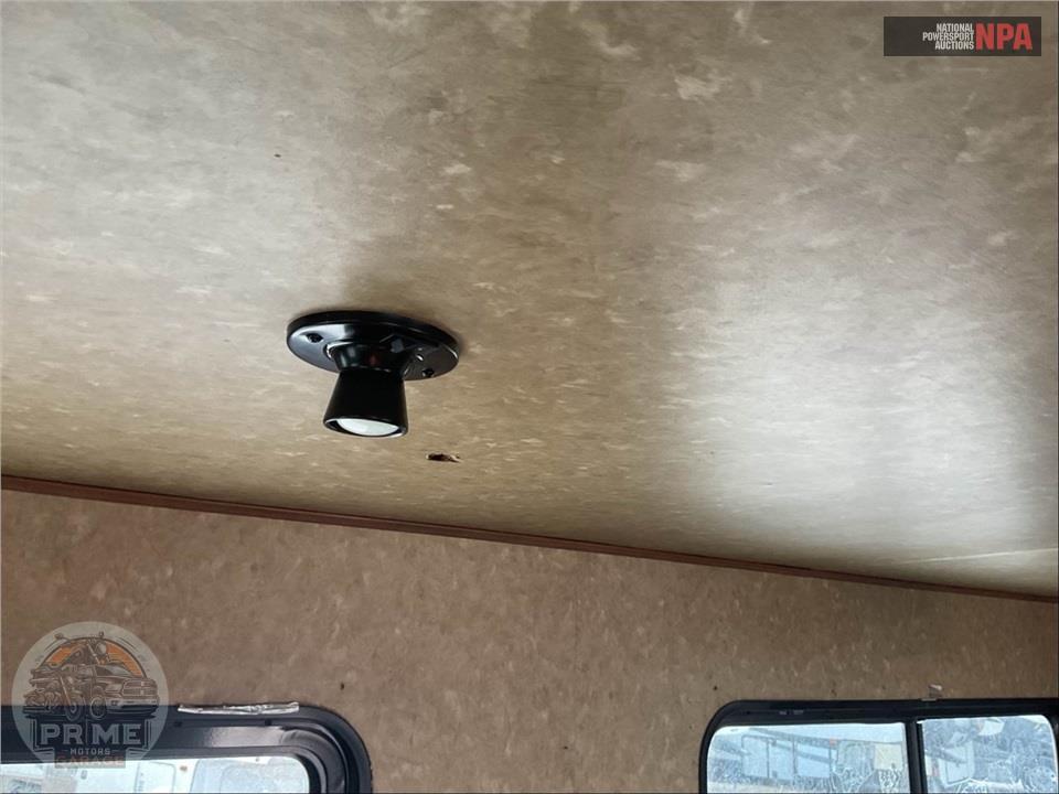 2014 Crossroads Rv M-34 RE - SUNSET TRAIL RESERVE FIFTH WHEEL SERIES — фото 30