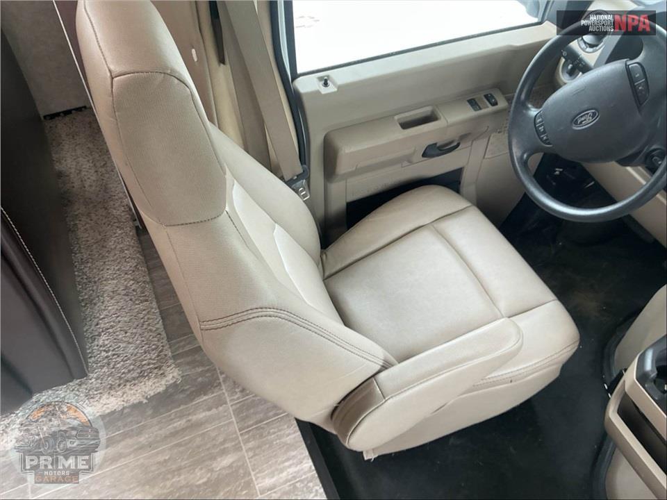 2019 Sunseeker By Forest River M-2420MS FORD E450 6.8 LITER — фото 20