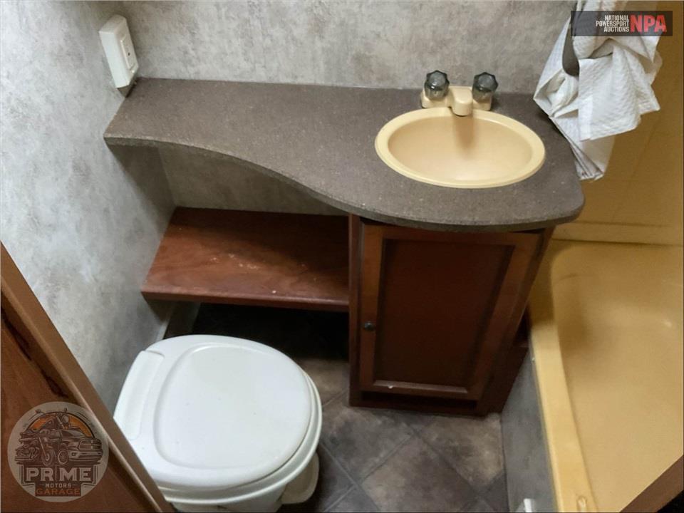 2011 Keystone Rv M-285 RL - PASSPORT ULTRA LITE SERIES — фото 19