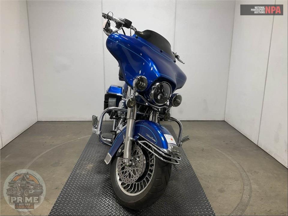 2009 Harley-Davidson FLHTCU ULTRA CLASSIC ELECTRA GLIDE — фото 2
