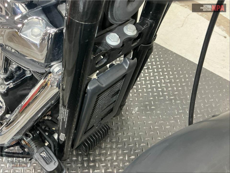 2019 Harley-Davidson FXLR LOW RIDER — фото 14