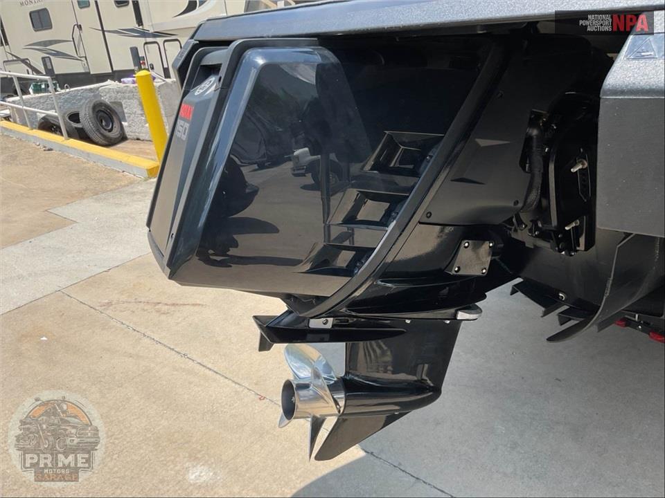 2025 Manitou Pontoon 22 SWITCH BACK CRUISE SERIES L=24/E=1 150 HP ROTAX OB — фото 7