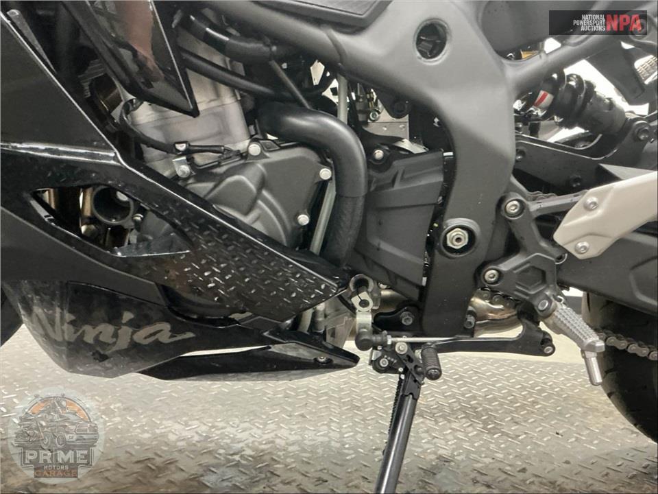 2025 Kawasaki ZX400PSFNL NINJA ZX-4R (ABS) — фото 10