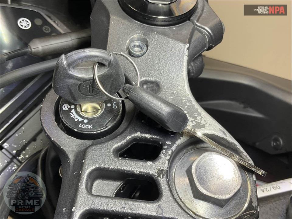 2025 Yamaha YZF-R3 — фото 25
