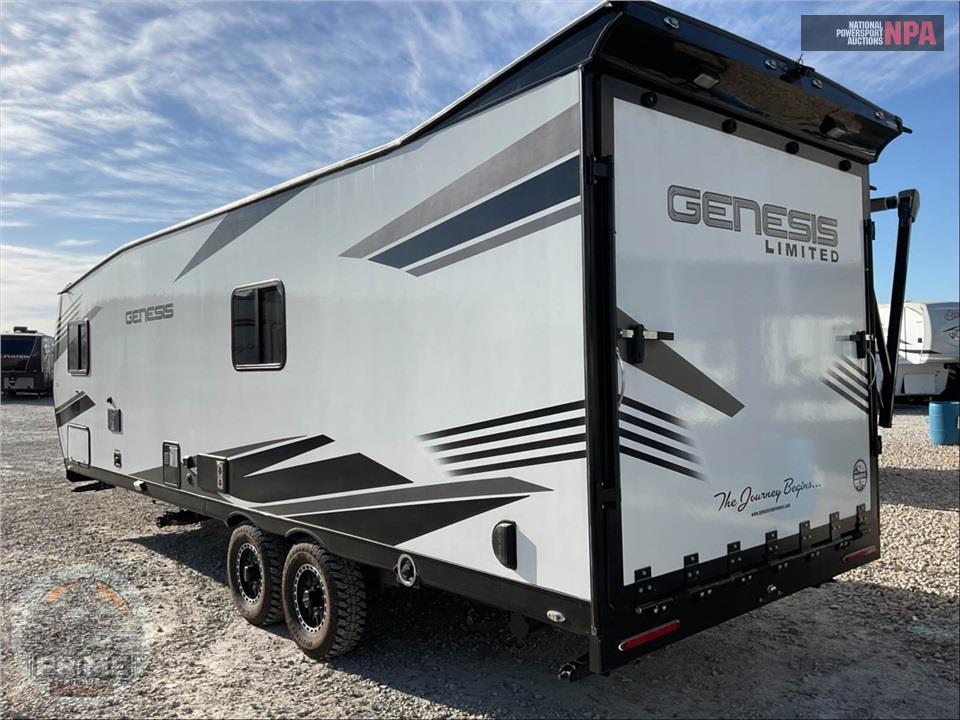 2023 Genesis Supreme M-240SS - GENESIS LIMITED TOY HAULER SERIES — фото 3