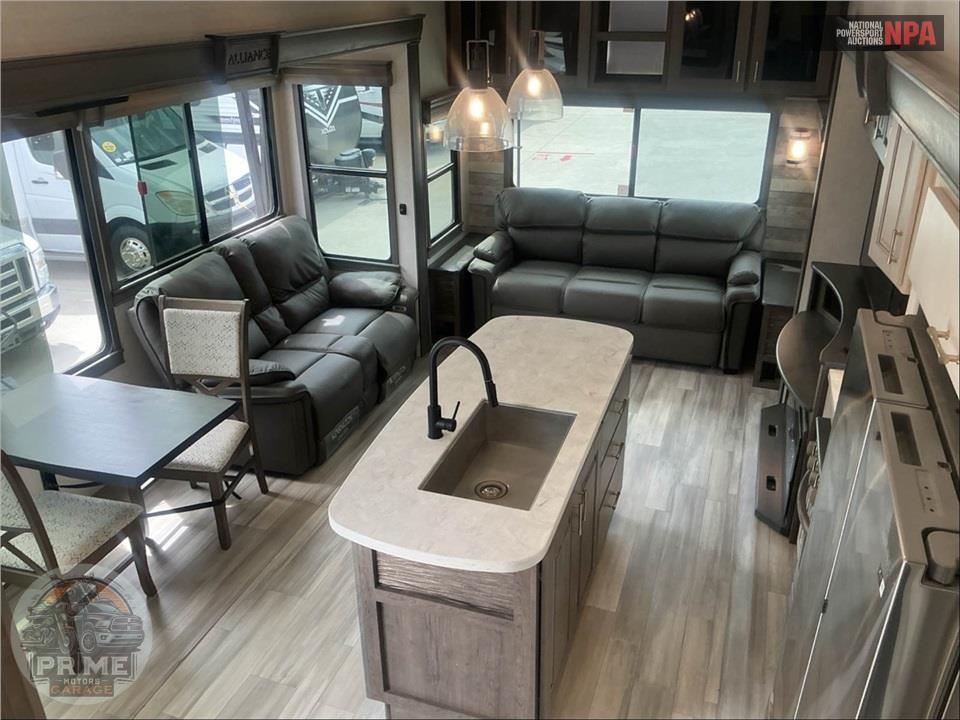 2022 Alliance Rv M-340RL - PARADIGM FIFTH WHEEL SERIES — фото 6