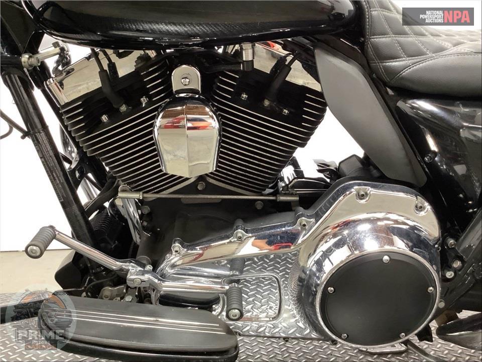 2014 Harley-Davidson FLHP POLICE ROAD KING — фото 7