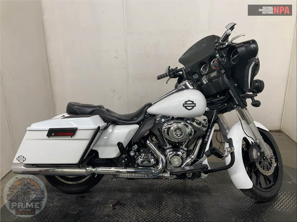 2011 Harley-Davidson FLHTCU UL CLSC EL GLIDE — фото 1