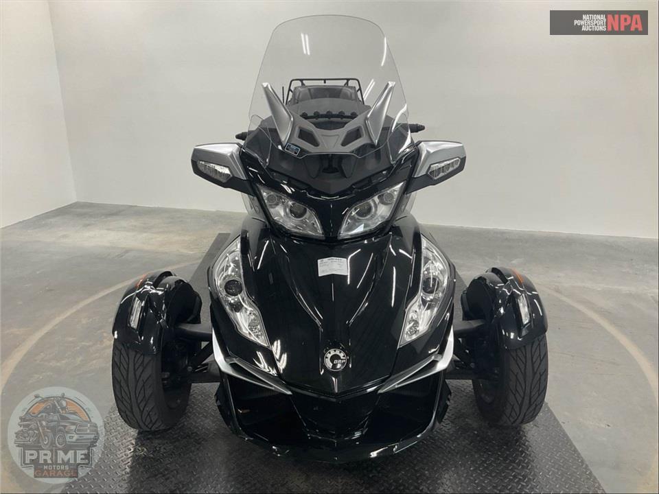 2014 Can-Am SPYDER RT-S SE6 — фото 2