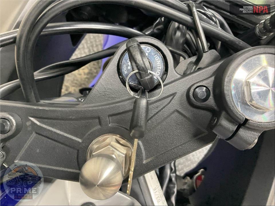 2016 Yamaha YZF-R3 — фото 15