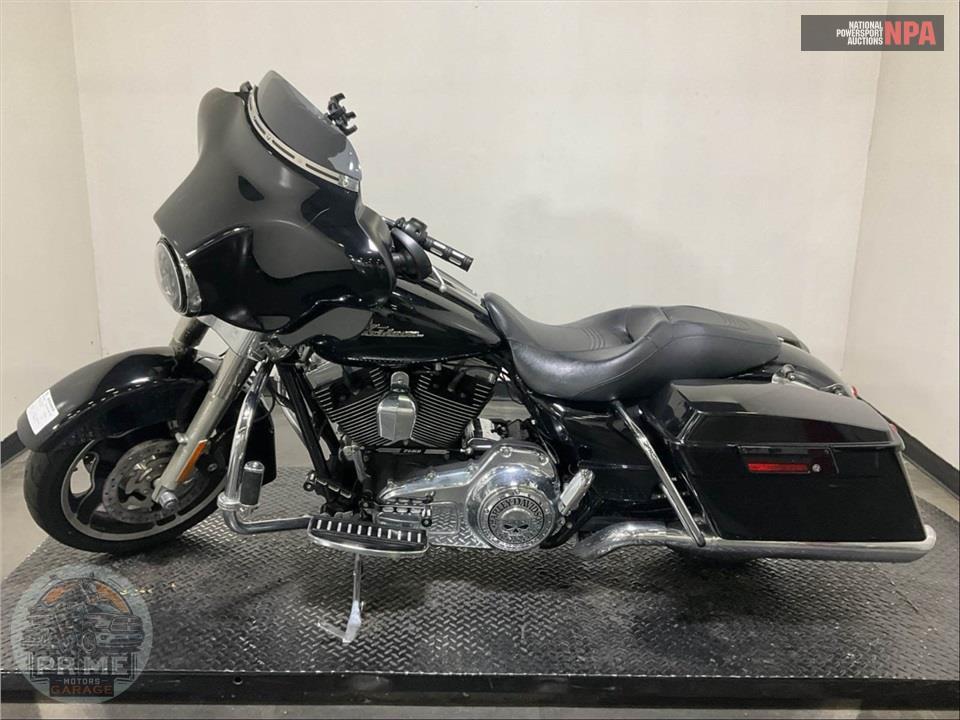 2010 Harley-Davidson FLHX STREET GLIDE — фото 3