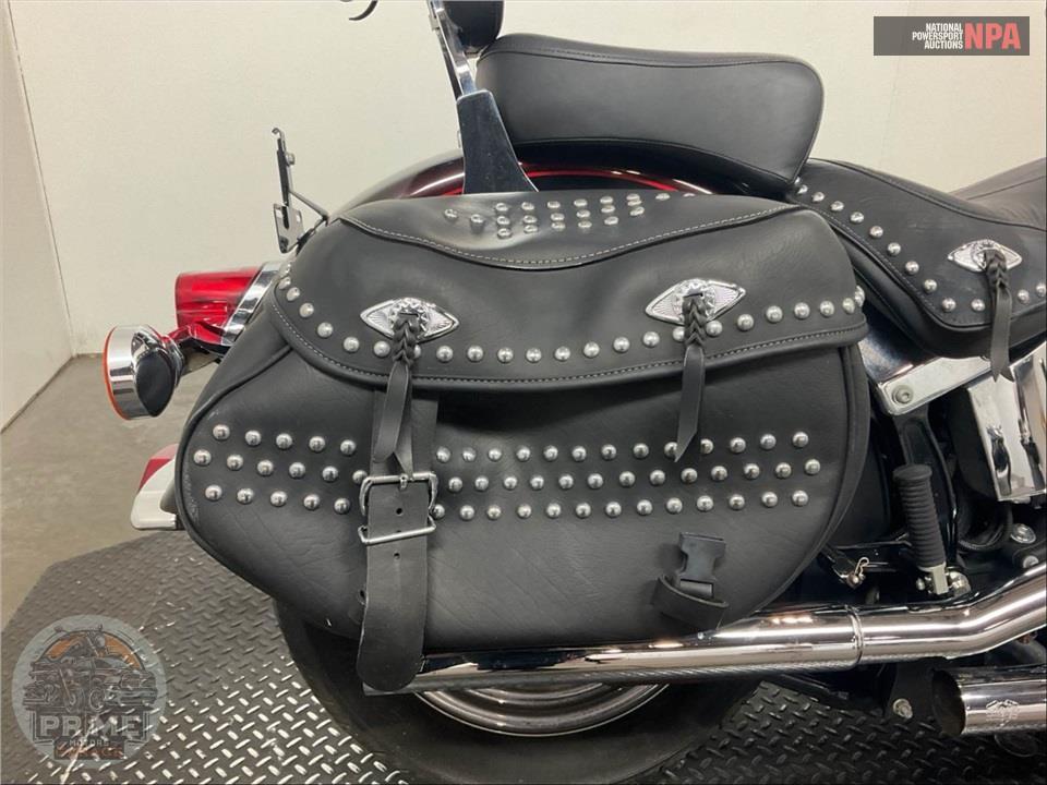 2011 Harley-Davidson FLSTC HRTG SFTL CLSC — фото 19