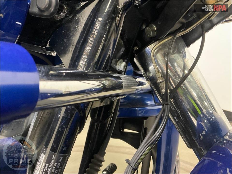 2010 Harley-Davidson FLHTCU ULTRA CLASSIC ELECTRA GLIDE — фото 11