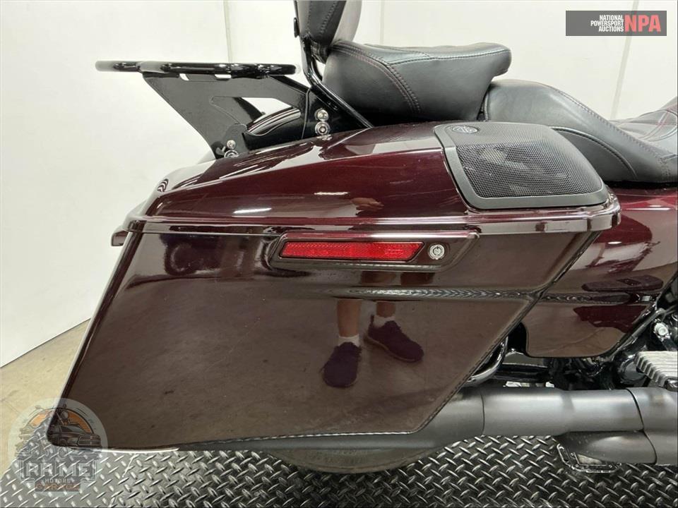 2019 Harley-Davidson FLHXSE CVO STREET GLIDE — фото 19