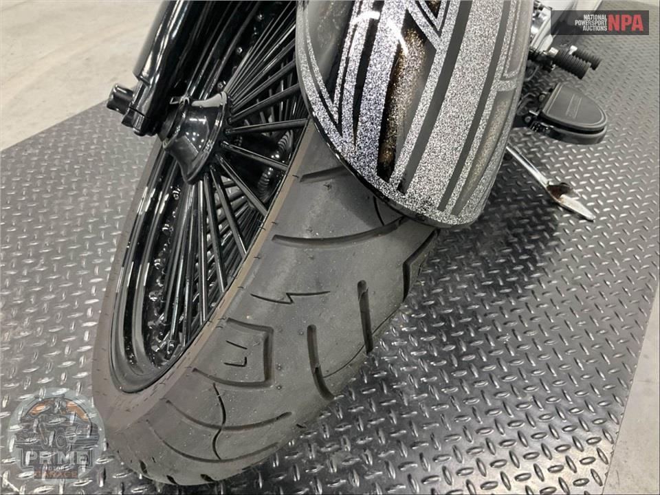 2015 Harley-Davidson FLSTC HERITAGE SOFTAIL CLASSIC — фото 18