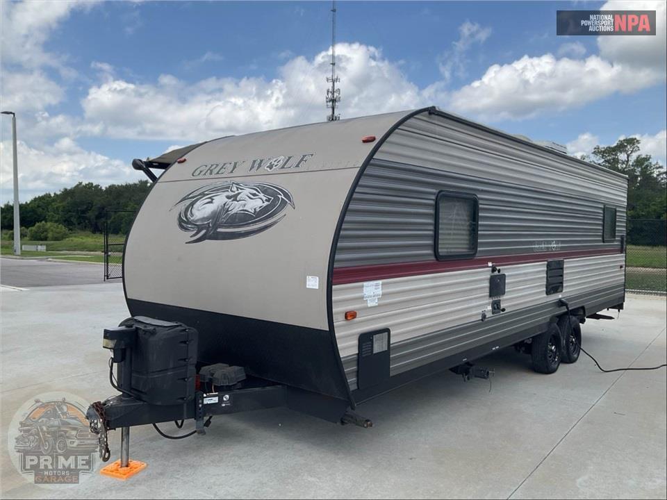 2018 Cherokee By Forest River M-22RR - GREY WOLF TOY HAULER SERIES — фото 2