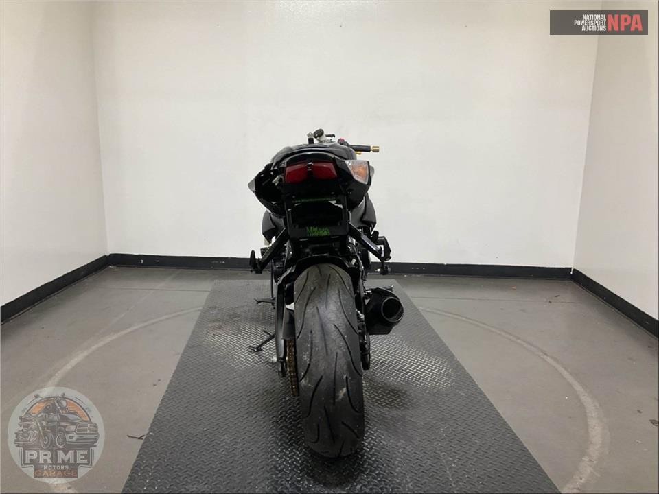2016 Suzuki GSX-R750L6 — фото 4