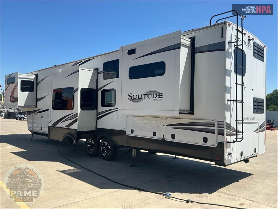 2022 Grand Design Recreational Vehicles M-390RK - SOLITUDE FIFTH WHEEL SERIES — фото 3
