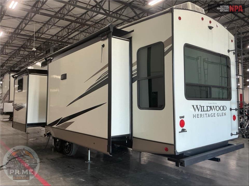 2022 Wildwood By Forest River M-369BL - HERITAGE GLEN FIFTH WHEEL SERIES — фото 3