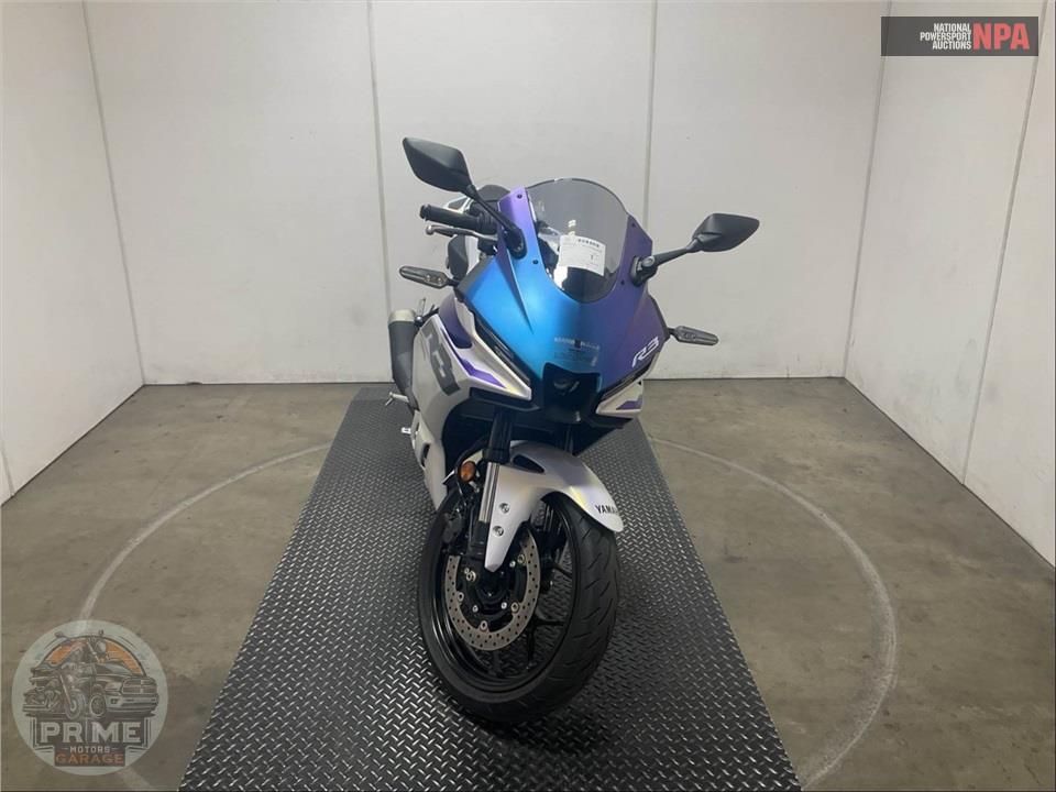 2025 Yamaha YZF-R3 — фото 2
