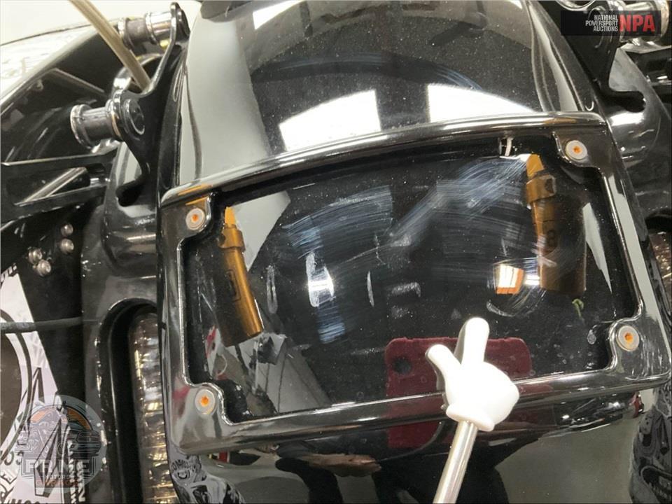 2016 Harley-Davidson FLHXS STREET GLIDE SPECIAL — фото 15