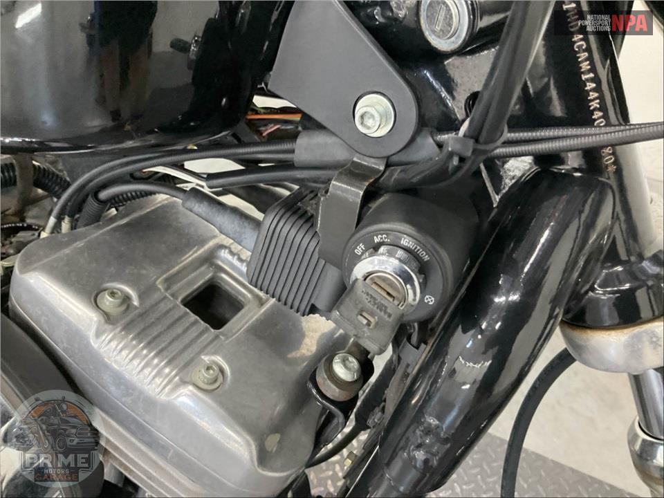 2004 Harley-Davidson XL883 — фото 12