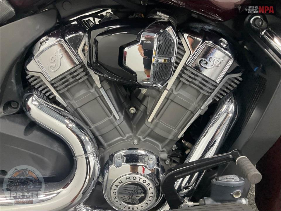 2023 Indian Motorcycle CHALLENGER LIMITED (MAROON) — фото 6