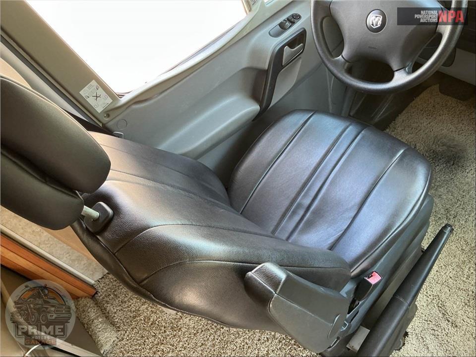 2009 Winnebago M-24J-DODGE SPRINTER TURBO DIESEL - VIEW SERIES — фото 14