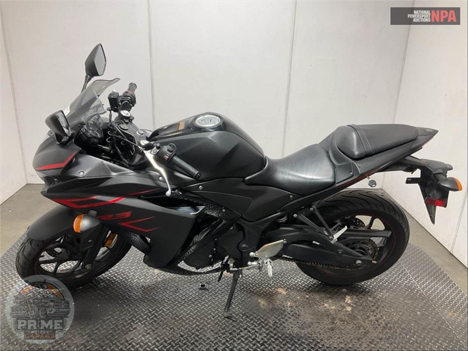 2017 Yamaha YZF-R3 ABS — фото 3