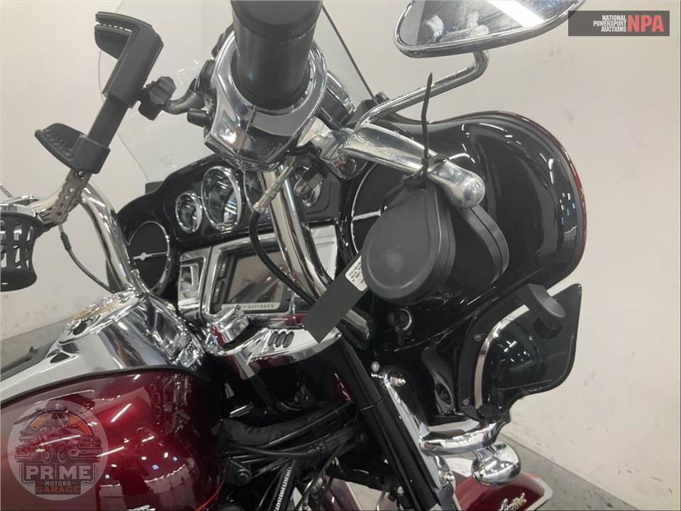 2017 Harley-Davidson FLHTK ULTRA LIMITED — фото 10