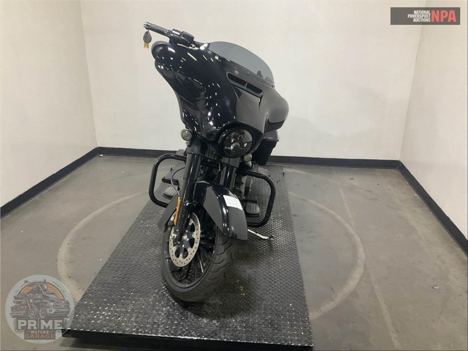 2019 Harley-Davidson FLHXS STREET GLIDE SPECIAL — фото 2