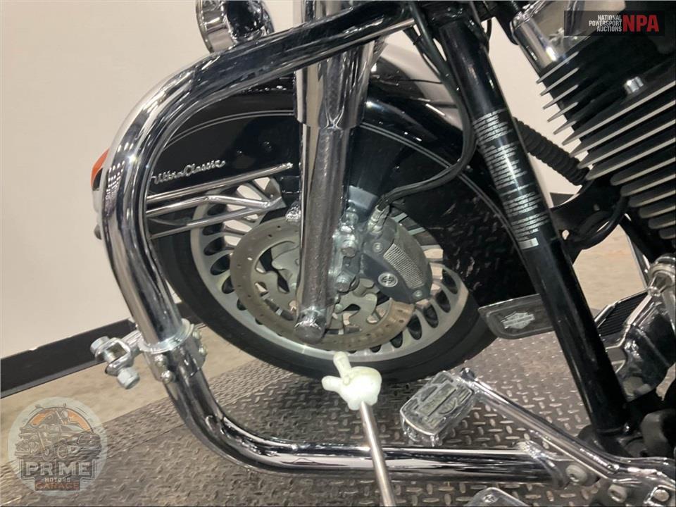 2009 Harley-Davidson FLHTCU ULTRA CLASSIC ELECTRA GLIDE — фото 18