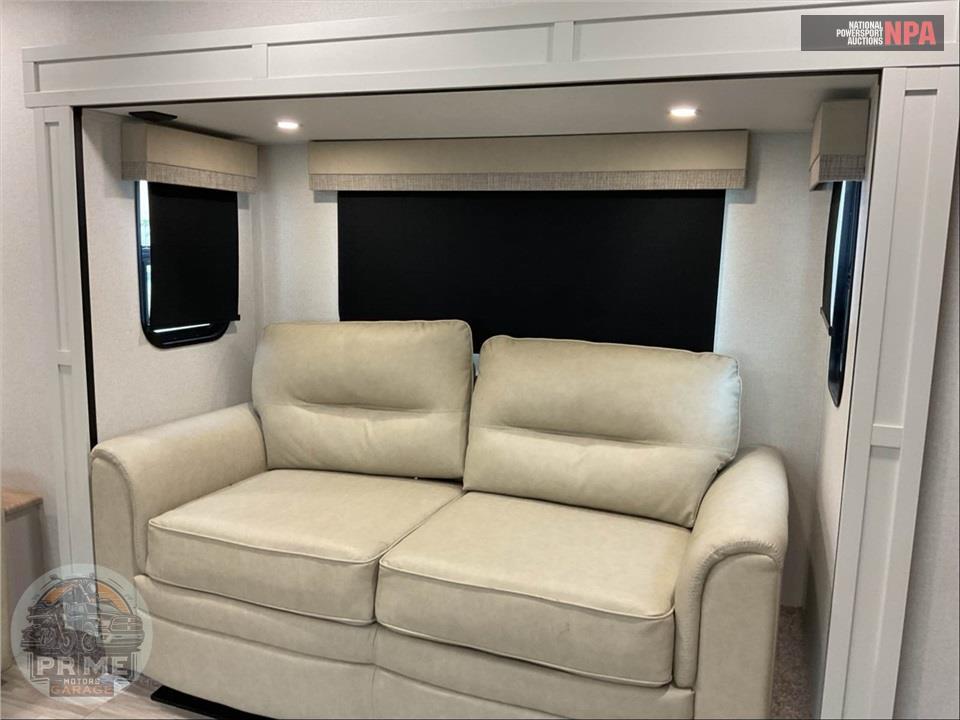 2025 Sandpiper By Forest River M-3990FL - FIFTH WHEEL SERIES — фото 7