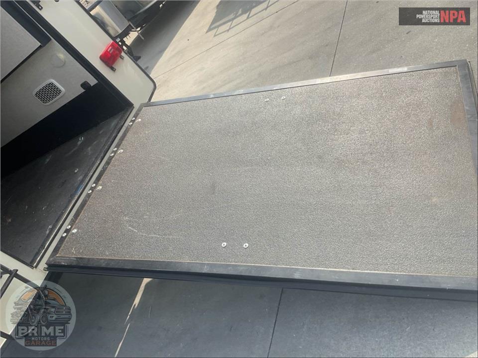 2019 Keystone Rv M-381 TH - MONTANA HIGH COUNTRY TOY HAULER TOY HAULER SERIES — фото 52