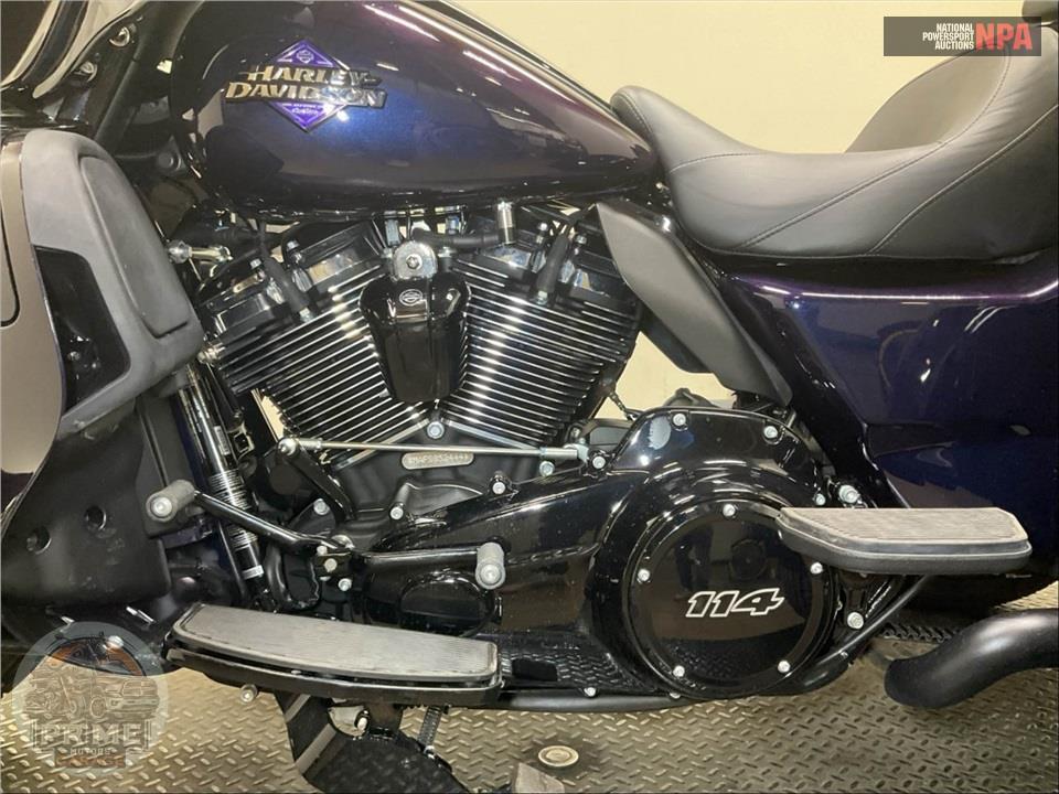 2025 Harley-Davidson FLHTCUTG TRI GLIDE ULTRA CLASSIC — фото 7