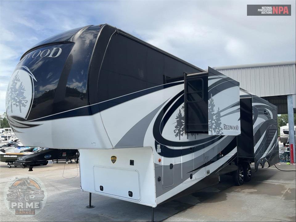 2019 Redwood Rv M-3901 WB - FIFTH WHEEL SERIES — фото 2