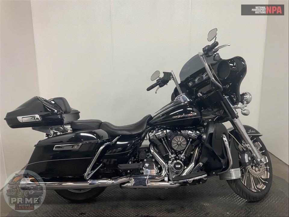 2017 Harley-Davidson FLHTK ULTRA LIMITED — фото 1