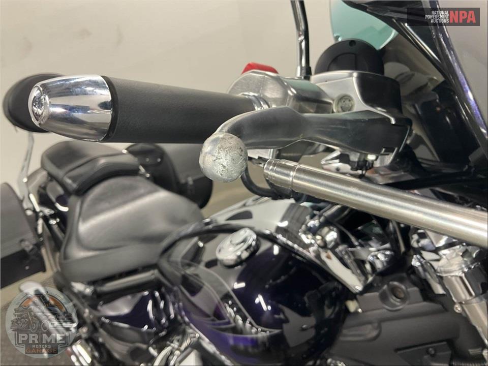 2012 Yamaha XV19CBS/C RAIDER — фото 21