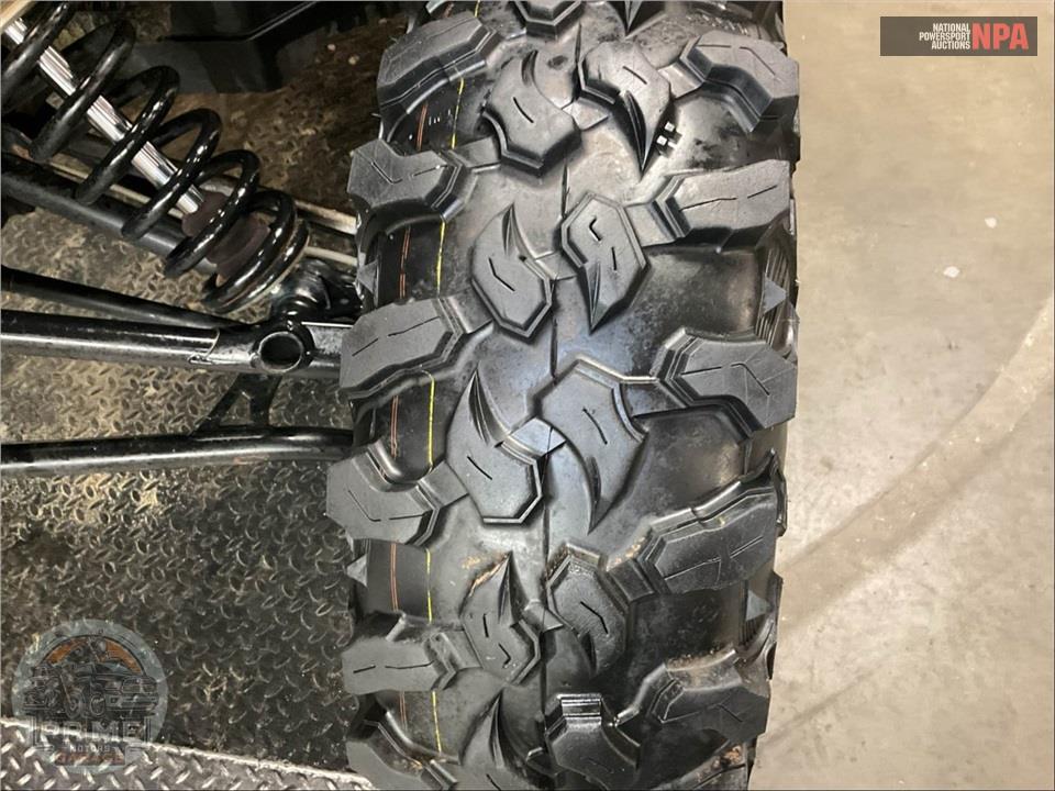 2018 Can-Am MAVERICK X3 X DS TURBO R — фото 28